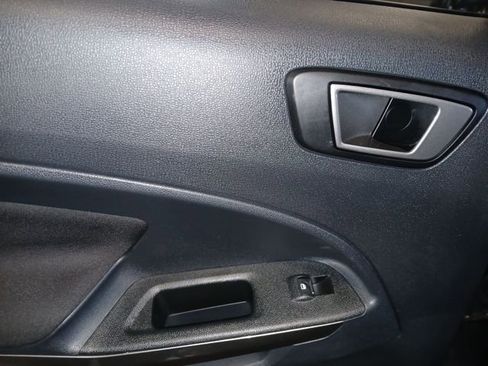 Used 2022 Ford EcoSport SE image 40