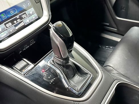 Used 2023 Subaru Outback Limited image 15