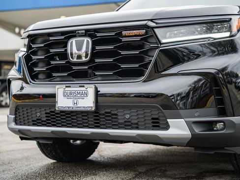 New 2025 Honda Pilot TrailSport image 15