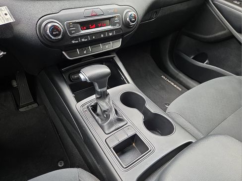 Used 2019 Kia Sorento FWD w/ LX Convenience Package image 25