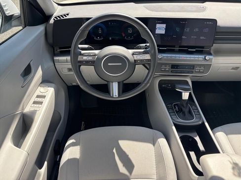 Used 2024 Hyundai Kona SEL AWD/4WD image 13