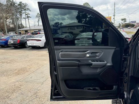 Used 2020 RAM 1500 Big Horn image 10