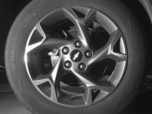 Used 2025 Chevrolet Trax LT FWD image 15