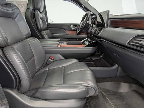 Used 2023 Lincoln Navigator Reserve AWD/4WD image 46