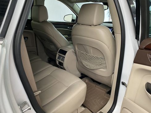 Used 2015 Cadillac SRX Luxury w/ Driver Awareness Package image 11