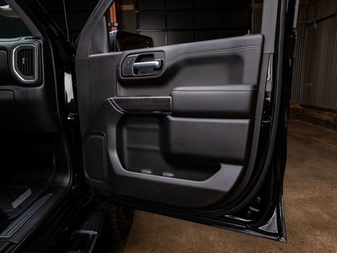 Used 2019 Chevrolet Silverado 1500 LTZ w/ LTZ Plus Package image 36