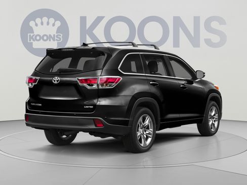 Used 2016 Toyota Highlander Limited Platinum AWD/4WD image 2