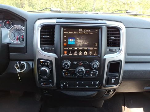 Used 2015 RAM 1500 Big Horn AWD/4WD image 21
