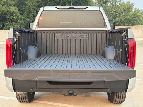 New 2026 Toyota Tundra SR5 w/ SR5 Convenience Package AWD/4WD image 6