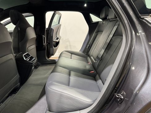 Used 2022 Lucid Air Grand Touring image 14