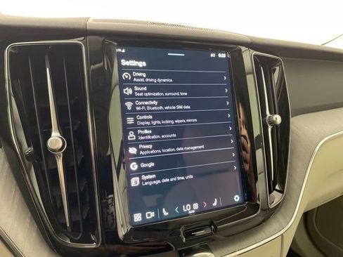 Certified 2024 Volvo XC60 T8 Plus w/ Protection Package image 25