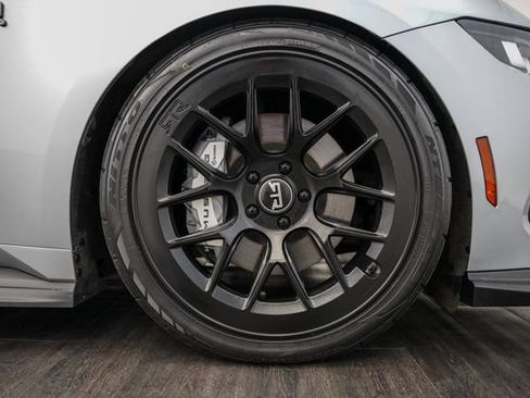 Used 2024 Ford Mustang GT Premium RWD image 38