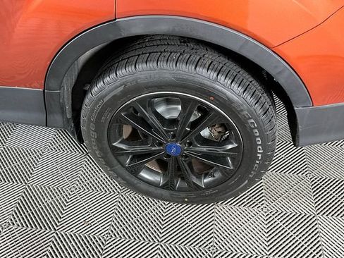 Used 2019 Ford Escape SE AWD/4WD image 34