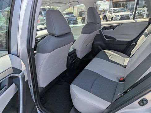 Certified 2022 Toyota RAV4 XLE AWD/4WD image 12