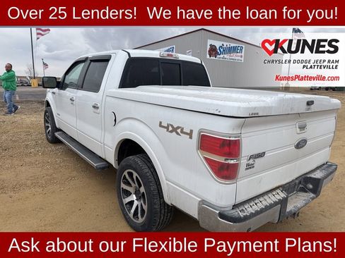 Used 2011 Ford F150 Lariat w/ Lariat Chrome Pkg image 4