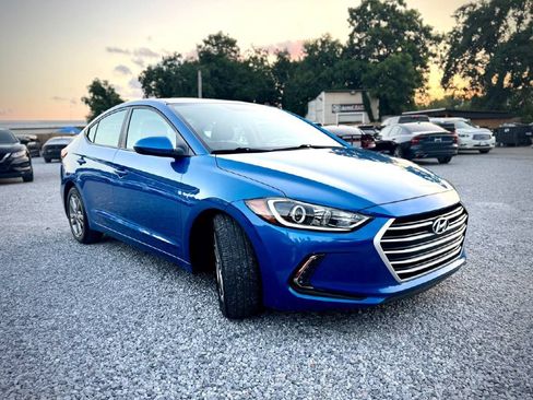 Used 2017 Hyundai Elantra Value Edition FWD image 5