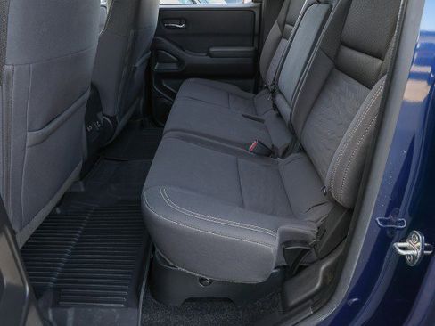 Used 2022 Nissan Frontier SV image 28