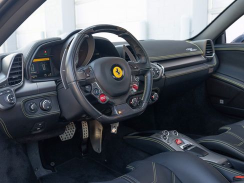 Used 2012 Ferrari 458 Italia Coupe RWD image 30