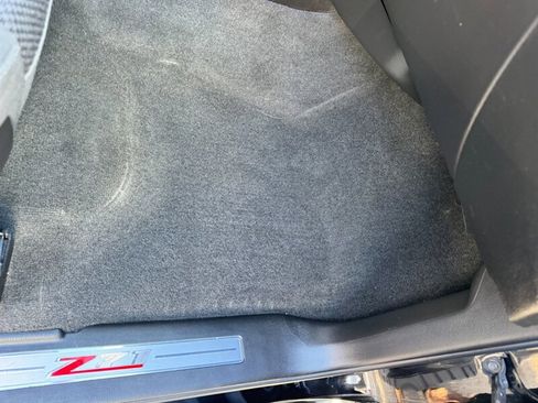 Used 2018 Chevrolet Silverado 1500 LT w/ Midnight Edition image 50