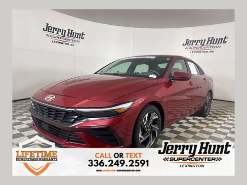 Used 2024 Hyundai Elantra SEL w/ Convenience Package FWD image 1