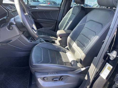 Certified 2023 Volkswagen Tiguan SEL R-Line AWD/4WD image 6