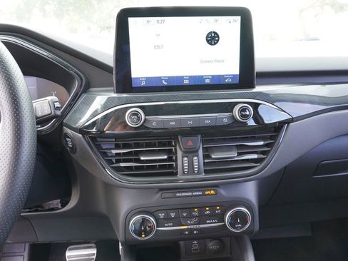 Used 2024 Ford Escape ST-Line image 19