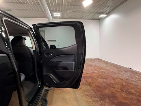 Used 2022 Chevrolet Colorado Z71 w/ Z71 Midnight Edition AWD/4WD image 67