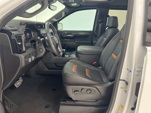 Used 2023 GMC Sierra 1500 AT4 w/ AT4 Premium Package image 19