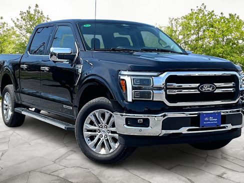 Used 2025 Ford F150 Lariat w/ Equipment Group 502A High image 1