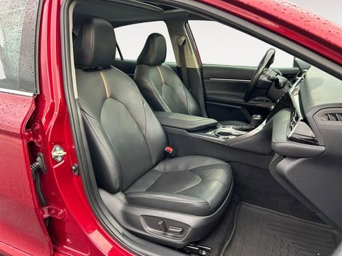 Used 2020 Toyota Camry XLE w/ Driver Assist Package image 10