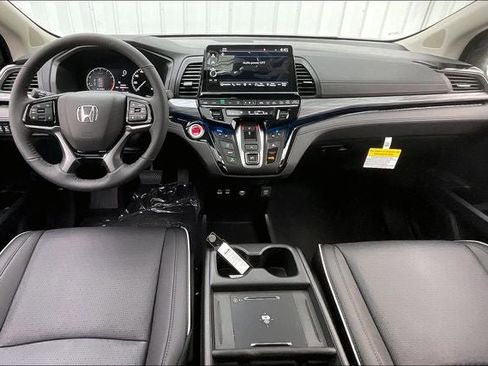 New 2026 Honda Odyssey Elite image 6