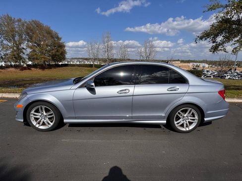 Used 2013 Mercedes-Benz C 250 Sport image 8