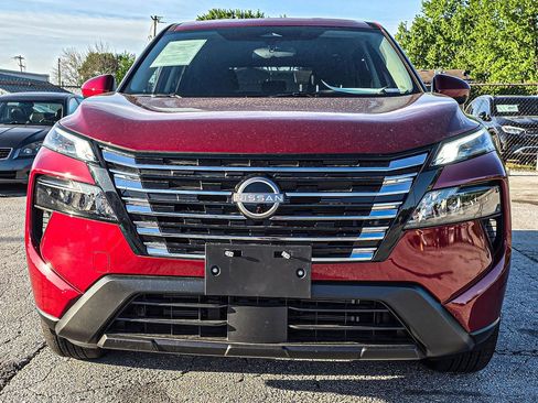 Used 2026 Nissan Rogue SV image 2