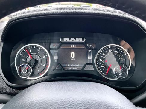 Used 2024 RAM 2500 Laramie AWD/4WD image 25