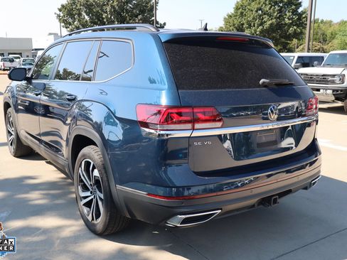 Used 2023 Volkswagen Atlas SE w/ Panoramic Sunroof Package FWD image 6