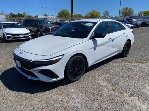 New 2026 Hyundai Elantra Sport FWD image 6