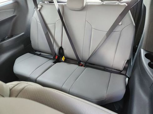 New 2026 Toyota Sienna XLE image 27