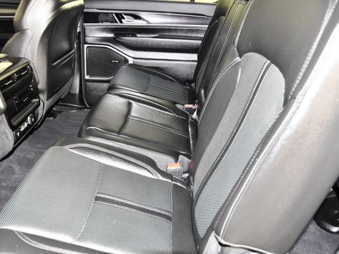 Used 2024 Jeep Wagoneer 4WD w/ HD Trailer Tow Package image 51