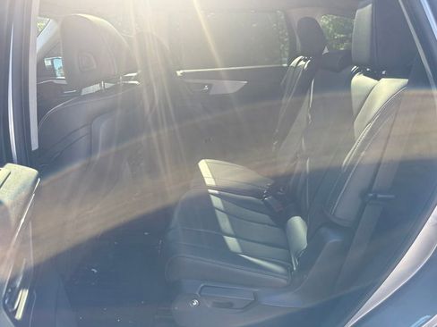 Used 2023 Acura MDX FWD w/ Technology Package image 24