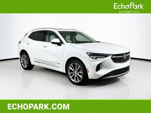 Used 2022 Buick Envision Avenir w/ Technology Package II FWD image 1