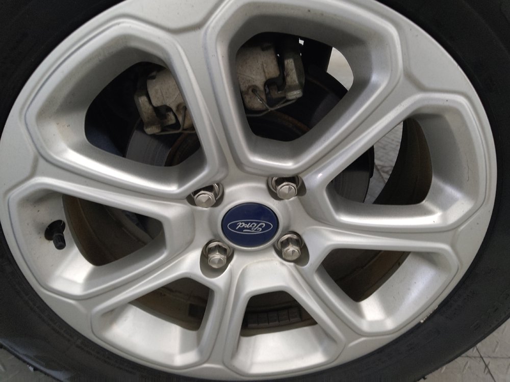 Used 2020 Ford EcoSport SE FWD image 31