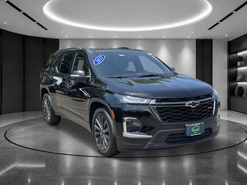 Certified 2023 Chevrolet Traverse RS AWD/4WD image 2