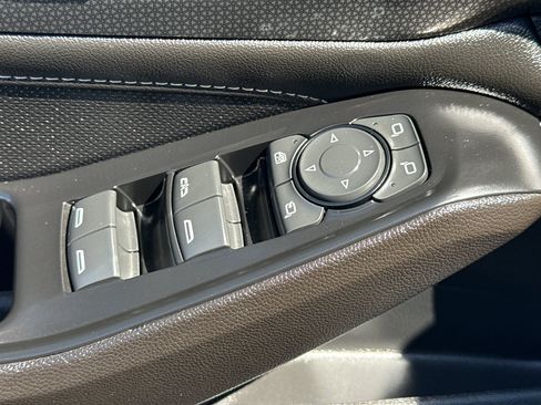 Certified 2023 Chevrolet Traverse Premier AWD/4WD image 13
