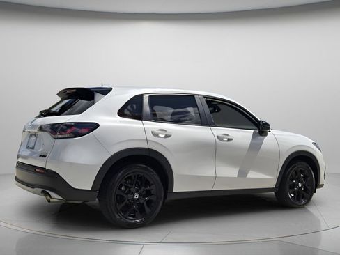 Used 2024 Honda HR-V Sport image 7
