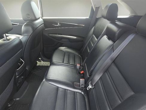 Used 2019 Kia Sorento EX AWD/4WD image 19