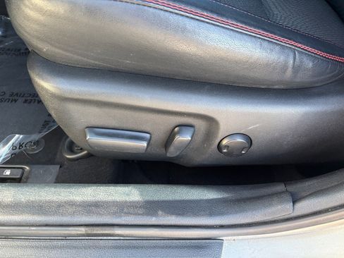 Used 2016 Toyota Camry SE w/ Protection Value Package (F9) image 26