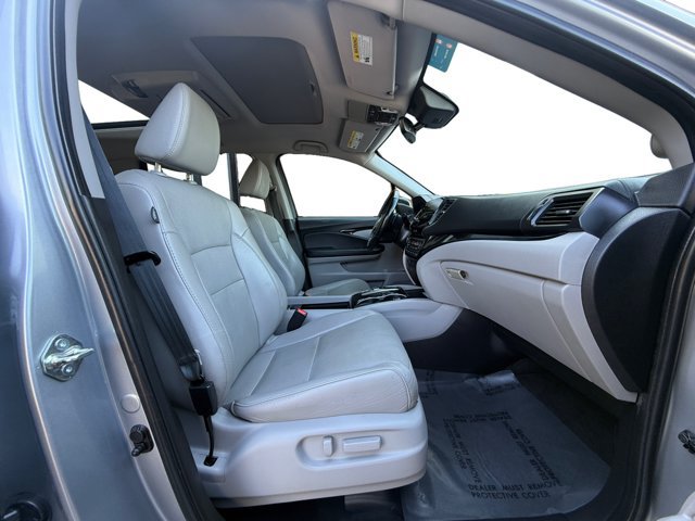Used 2020 Honda Pilot Elite image 12