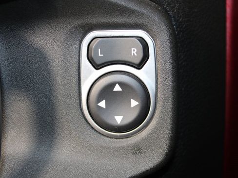 Used 2021 Jeep Wrangler Rubicon image 24