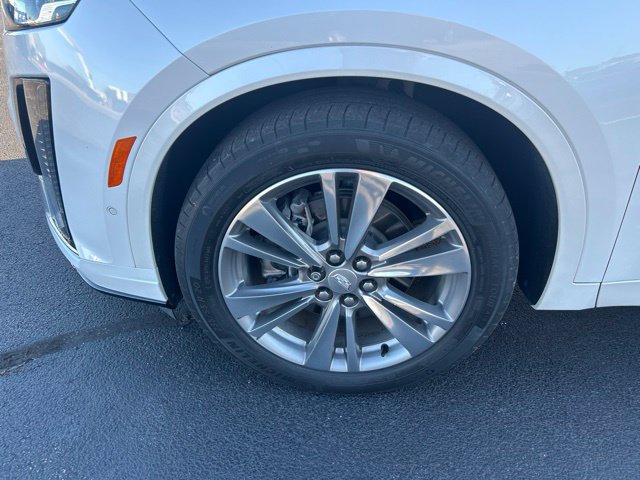 Used 2022 Cadillac XT6 Premium Luxury w/ Technology Package FWD image 11