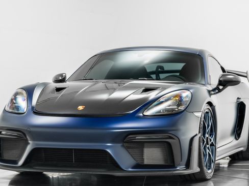 Used 2023 Porsche 718 Cayman GT4 RS RWD image 5